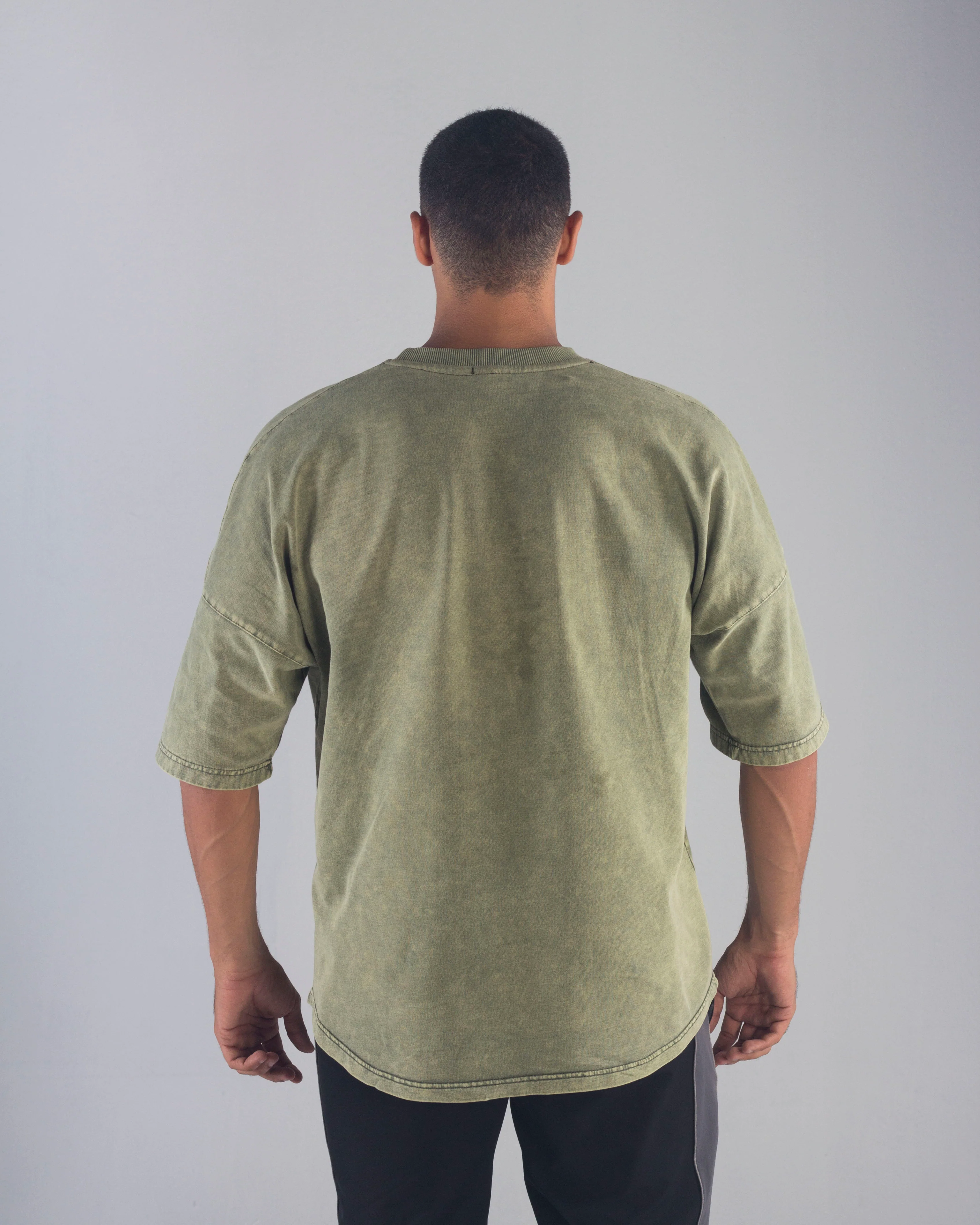 EVOLVE® OLIVE ACID WASH OVERSIZED TEE - Image 5