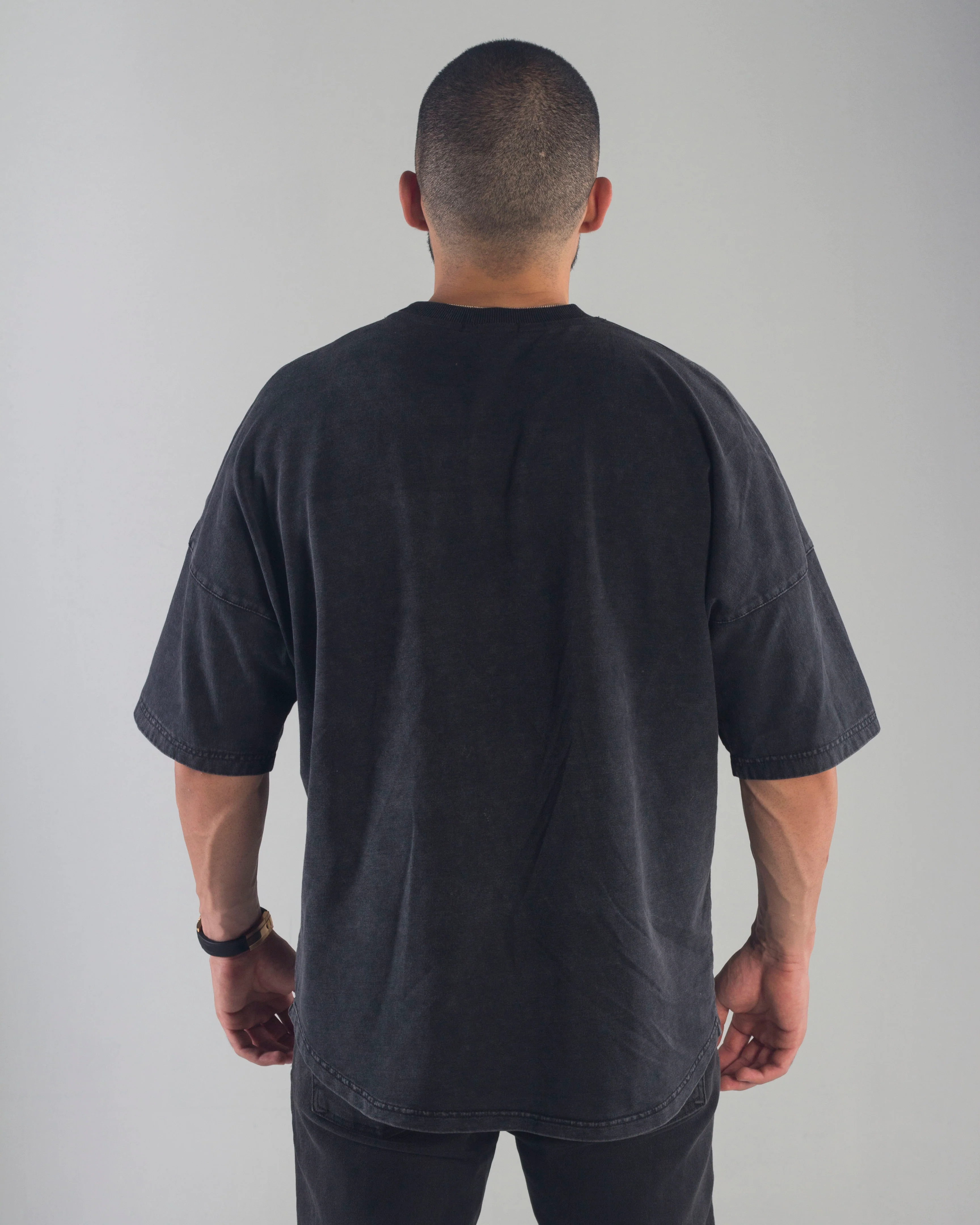 EVOLVE® BLACK ACID WASH OVERSIZED TEE - Image 4