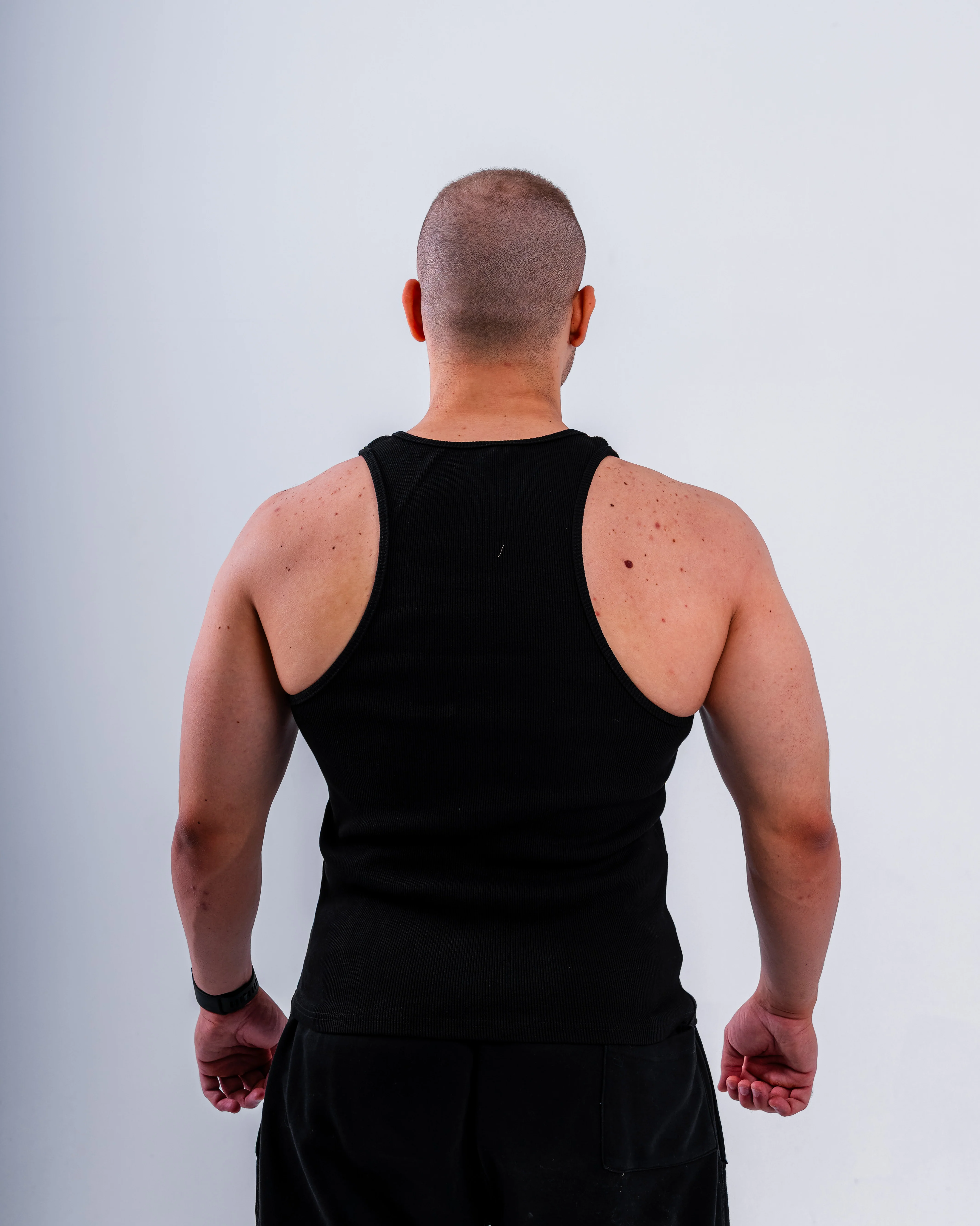 EVOLVE® BLACK RIBBED TANK - Image 3