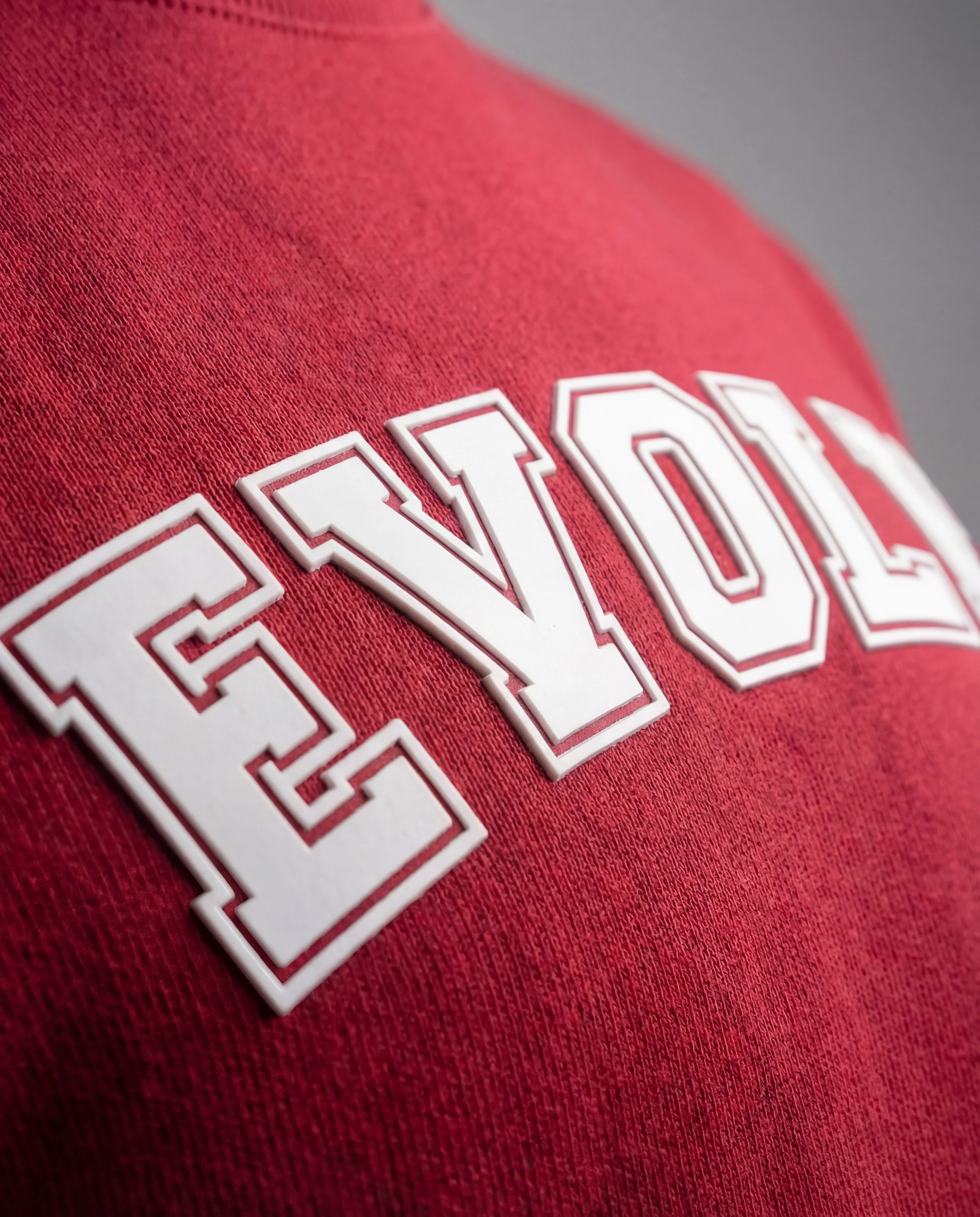 EVOLVE® BURGUNDY CREW NECK - Image 2