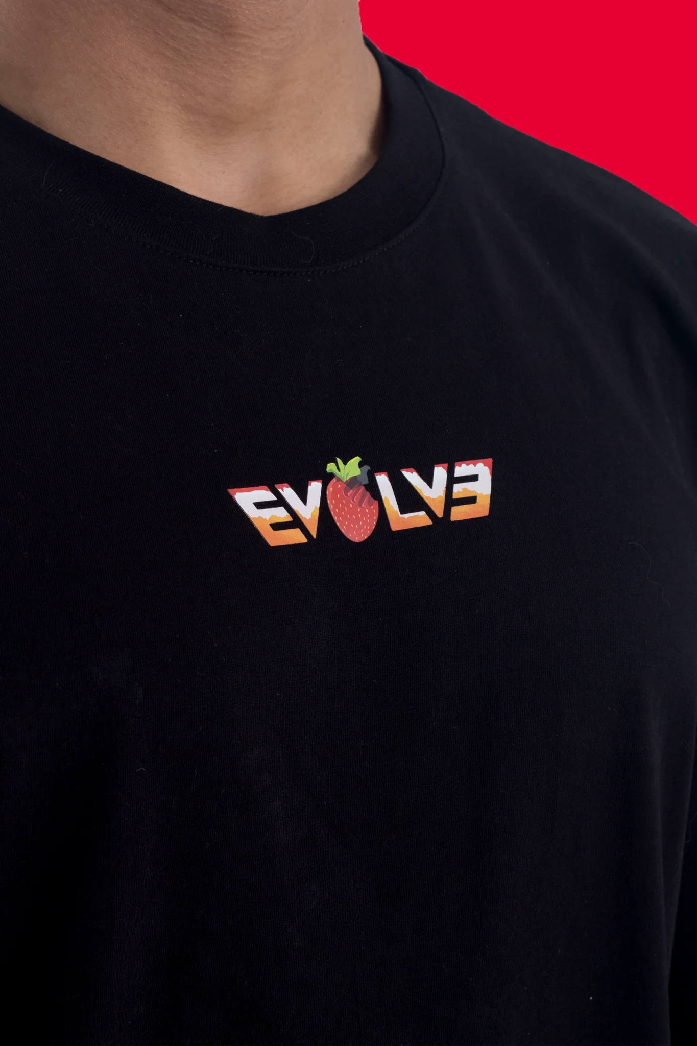 EVOLVE® STRAWBERRY TART OVERSIZED TEE - Image 3